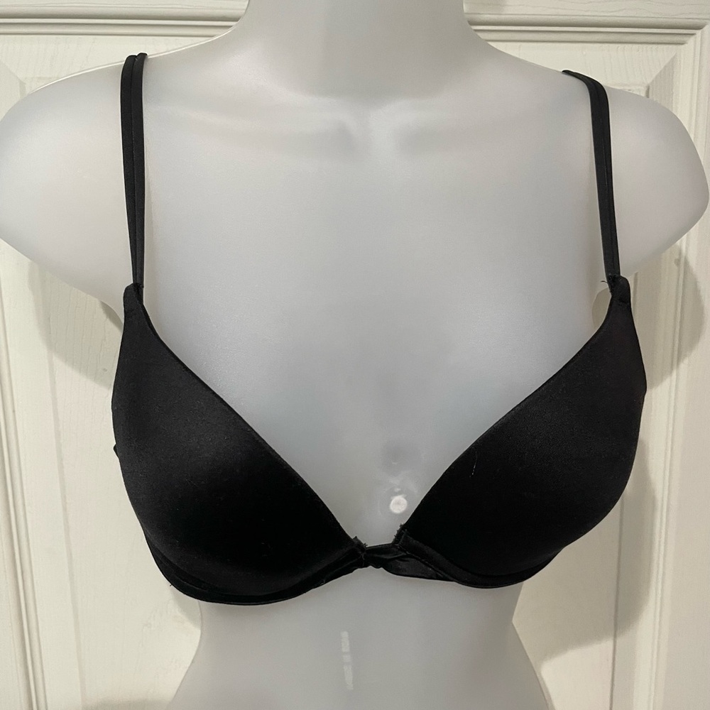 Victoria's Secret Classic Black Push-up Bra